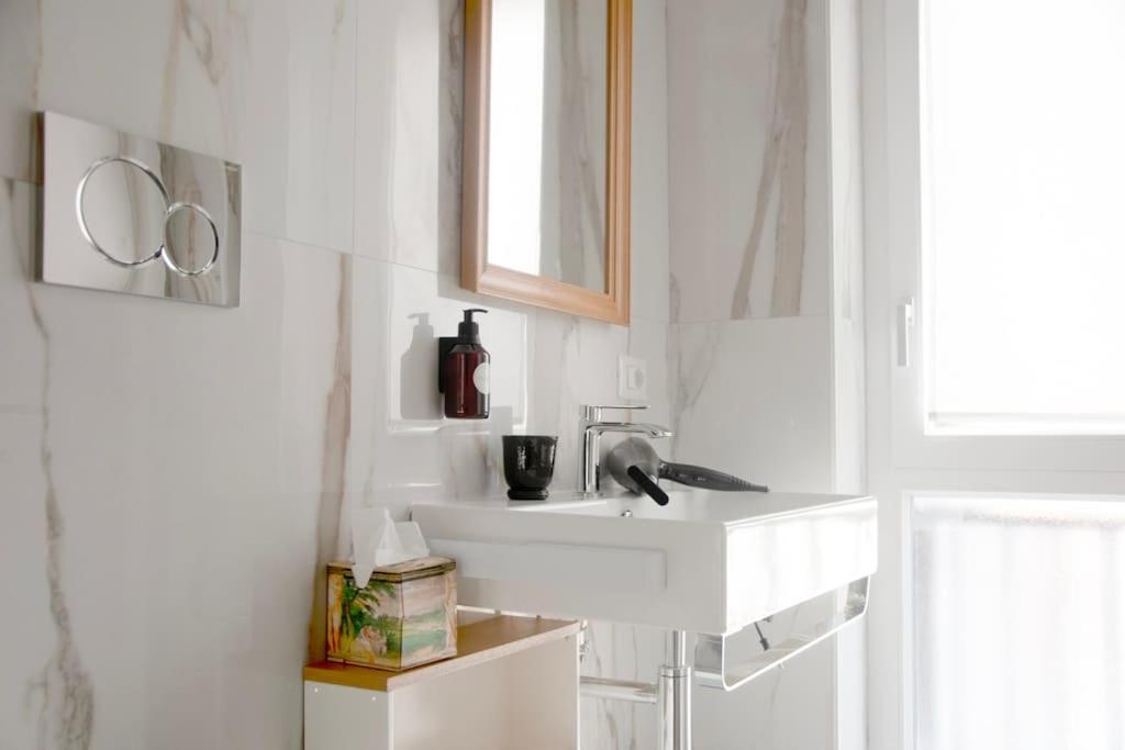 Lml Housing The Place To Be In Рим Экстерьер фото