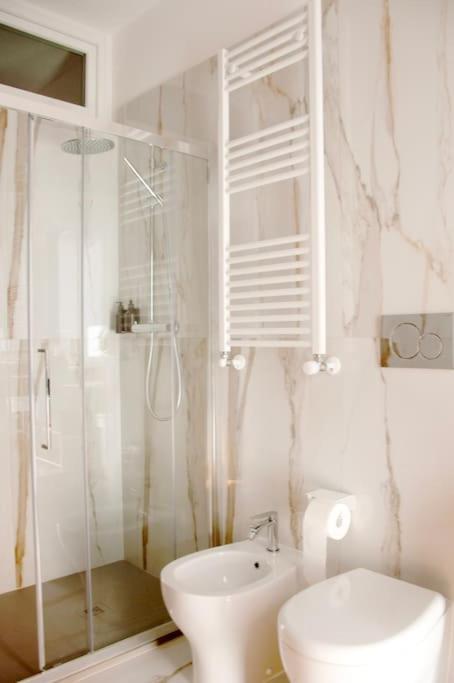 Lml Housing The Place To Be In Рим Экстерьер фото